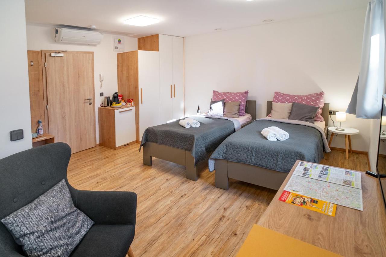 Hotel Smrz Sepekov Εξωτερικό φωτογραφία