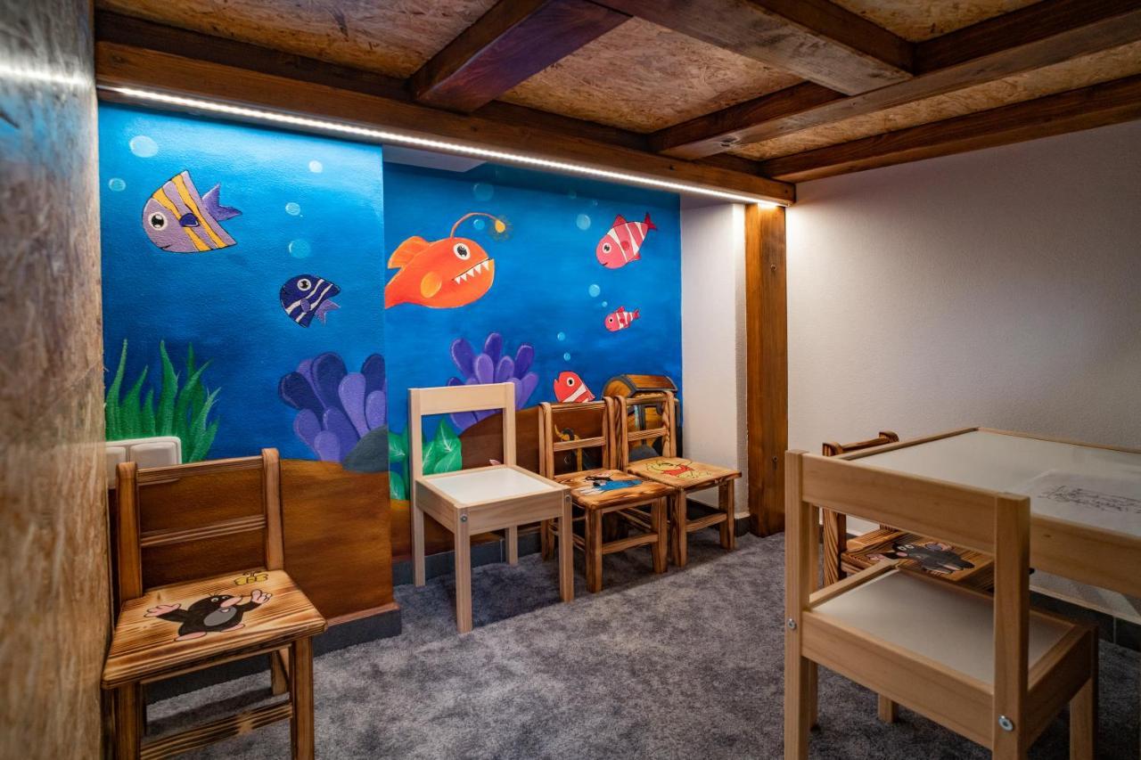Hotel Smrz Sepekov Εξωτερικό φωτογραφία