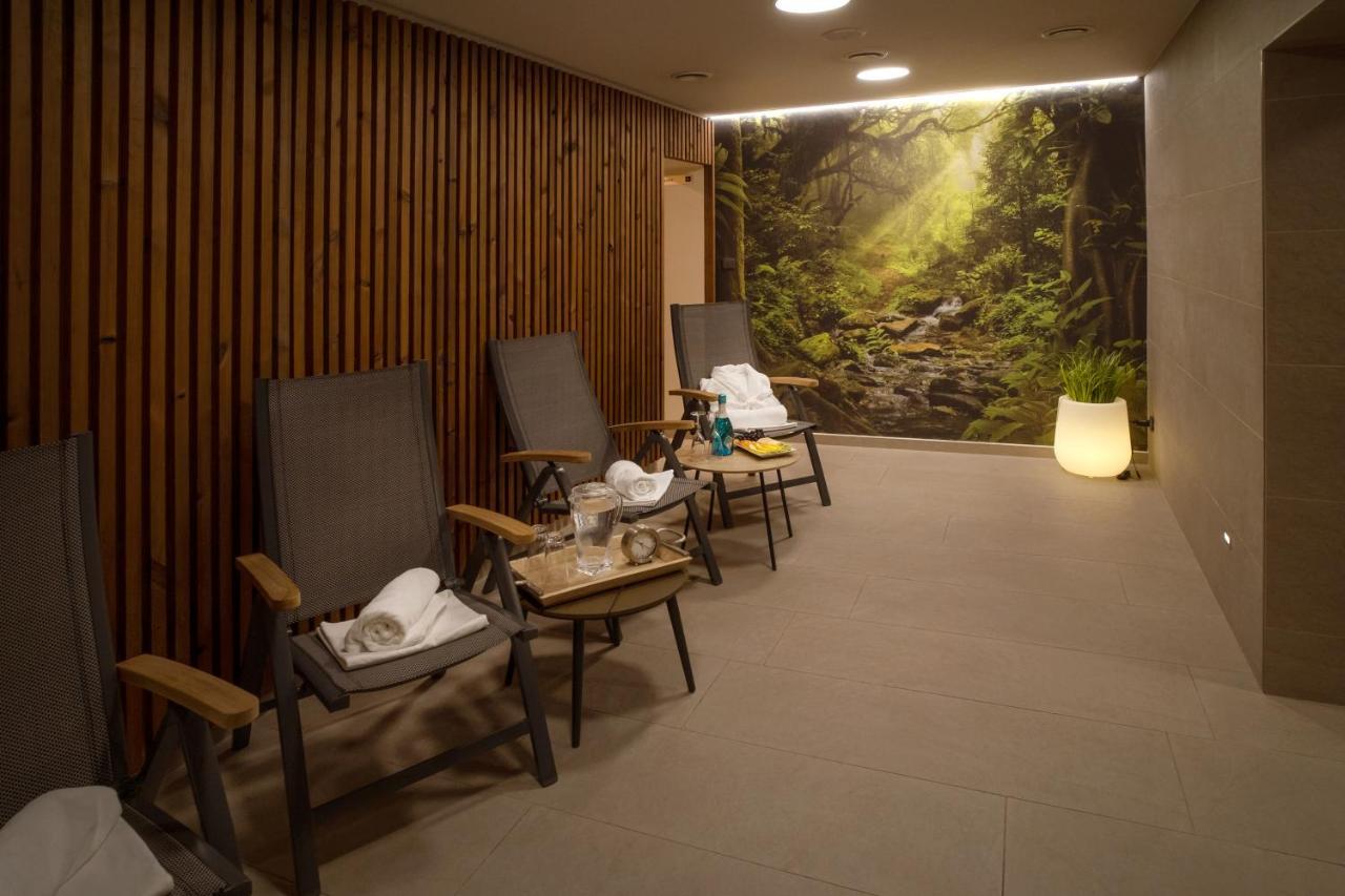 Hotel Smrz Sepekov Εξωτερικό φωτογραφία
