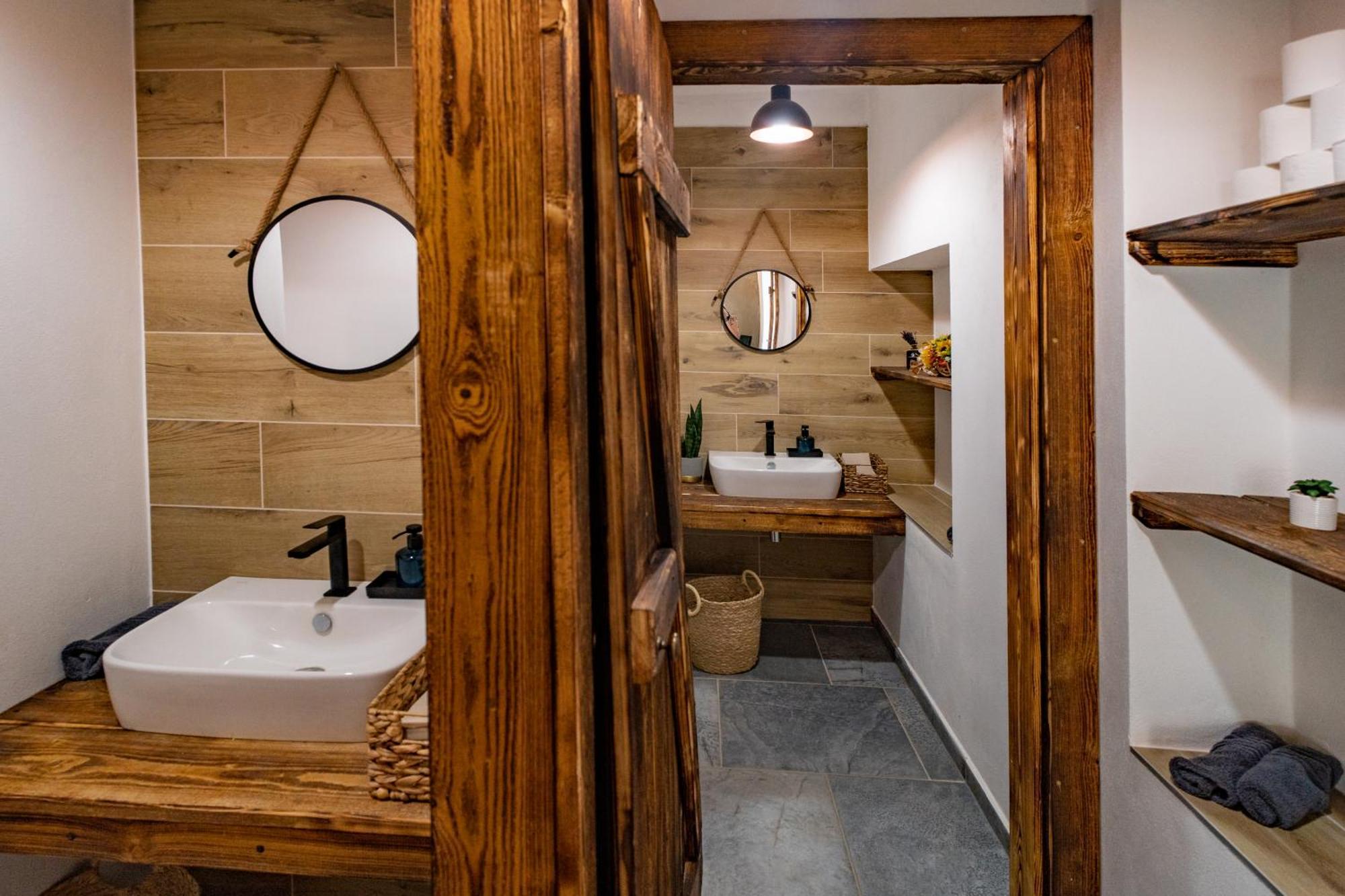 Hotel Smrz Sepekov Εξωτερικό φωτογραφία